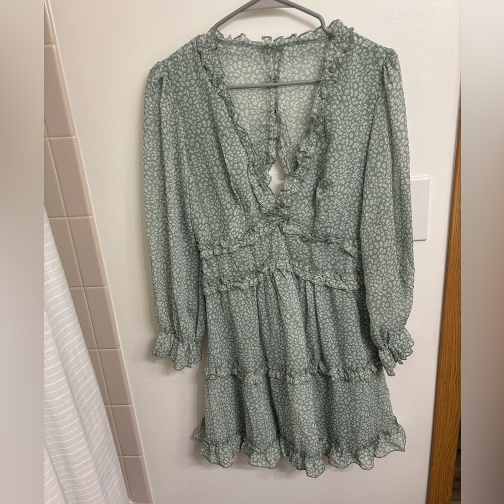 Light green / white deep v / open back